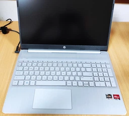 Ноутбук HP Laptop 15s-eq2053ua (4A7N8EA) Natural Silver / AMD Ryzen 5 5500U / RAM 16 ГБ / SSD 512 ГБ / Підсвітка клавіатури фото від покупців 1