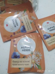 Трав'яний чай Lovare Tisanes Alpine Meadow з ромашкою та перцевою м'ятою в саше 24шт фото от покупателей 2