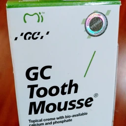 Крем для зубiв GC Tooth Mousse Melon 35 мл фото від покупців 6