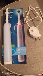 Электрическая зубная щетка Oral-B Pro 3 Sensitive Clean 3000 (4210201291237) фото от покупателей 14