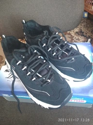 Жіночі кросівки Skechers D'Lites 36,5 Чорний 66666125 BLK
