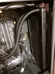 Система жидкостного охлаждения MSI MAG CoreLiquid 360R фото от покупателей 2