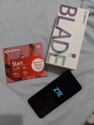 Мобильный телефон ZTE Blade V30 Vita 4/128GB Blue фото от покупателей 14