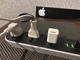 Мережевий фільтр-подовжувач LDNIO SC3301 3 розетки/3 USB 1.6 м Black-Grey(SC3301) фото від покупців 8
