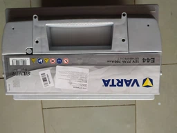 Автомобильный аккумулятор Varta Silver Dynamic 77А Ев (-/+) E44 (780EN) (577400078)