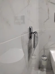 Тримач туалетного паперу з кришкою Perfect Sanitary Appliances RM 1601 латунь, настінний, хром фото від покупців 4