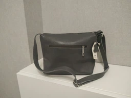 Кожаная женская сумка кросс-боди Borsacomoda 810023 черная фото от покупателей 11