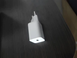 Сетевое зарядное устройство Baseus Super Silicone PD Charger 20W (1Type-C) Black (CCSUP-B01) фото от покупателей 6