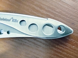 Карманный нож Leatherman Skeletool KBx в коробке Stainless (832382) фото от покупателей 3
