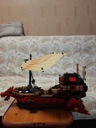 Конструктор LEGO Ninjago Летающий корабль Мастера Ву 1781 деталь (71705) фото от покупателей 1