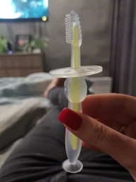 Зубна щітка Baby Team дитяча силіконова з присоском (7205_силикон) фото від покупців 8