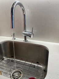 Смеситель для кухни с выдвижным изливом Grohe Minta (32321002)