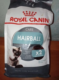 Сухой корм Royal Canin HAIRBALL CARE для взрослых кошек, профилактика образования волосяных комочков 400 г (3182550721394) фото от покупателей 4