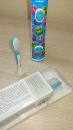 Насадки для зубної щітки Philips Sonicare HX6042/33 For kids фото від покупців 8