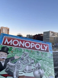 Игра настольная Hasbro дорожная Монополия (F8256) фото от покупателей 9