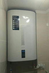Водонагрівач ELECTROLUX EWH 30 Maximus WiFi