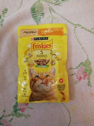 Влажный корм для взрослых кошек Purina Friskies кусочки в подливе с курицей (26х85г) фото от покупателей 16