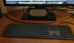 Клавиатура беспроводная Logitech MX Keys Advanced Wireless Illuminated Graphite (920-009417) фото от покупателей 8