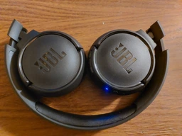Наушники JBL TUNE 560 BT Black (JBLT560BTBLK) фото от покупателей 8