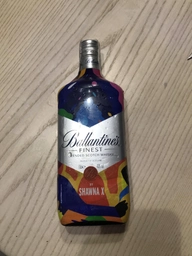 Виски Ballantine's Finest Shawna X 0.7 л 40% (5010106113127L)