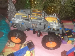 Конструктор LEGO Technic Monster Jam Max-D Monster Jam Max-D 230 деталей (42119) фото від покупців 2