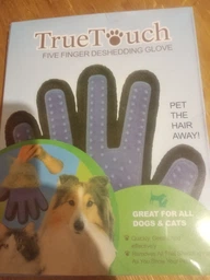 Перчатка для вычесывания шерсти для кошек и собак True Touch Черно-синяя на правую руку (2000000045375) фото от покупателей 15
