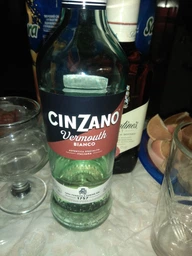 Вермут Cinzano Bianco полусладкий 0.5 л 15% (8000020635000)