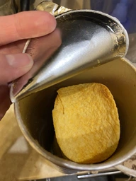 Чипсы Pringles Hot & Spicy Острые 165 г (0.165 кг) (5053990101542) фото от покупателей 9