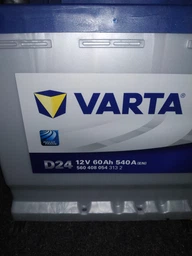 Автомобільний акумулятор Varta Blue Dynamic 60А Ев (-/+) D24 (540EN) (560408054) фото від покупців 2
