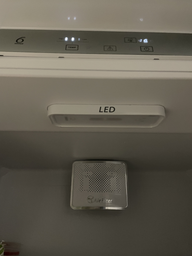 Встраиваемый холодильник Whirlpool SP40 801 EU фото от покупателей 5