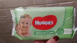 Вологі серветки дитячі Huggies Natural CARE 56 шт (5029053550152) фото від покупців 16