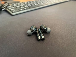 Навушники OPPO Enco Free 2 Black (W52 black) фото від покупців 14