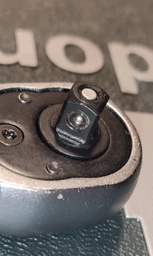 Ключ-тріскачка з реверсом S&R 1/4” 45 зубів (465045014) фото від покупців 1