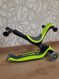 Дитячий самокат з сидінням та ручкою Globber GO UP Deluxe Lights зелений (646-106) фото от покупателей 3