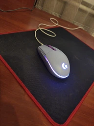 Компьютерная мышь Logitech G102 LIGHTSYNC, USB, оптическая, 8000 dpi, RGB-подсветка, 6 программируемых механических кнопок, Lilac фото от покупателей 2