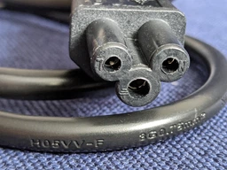 Кабель живлення пристроїв Goobay IEC(Schuko)-(C5)Mikimaus M/F 1.8m 0.75mm S-90° Compaq Cu чорний(75.06.8004) фото від покупців 1