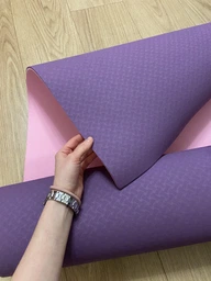 Килимок для йоги, фітнесу, двостононній, не ковзкий Feel Fit 183х61 см, 6 мм фіолетово-рожевий фото від покупців 8