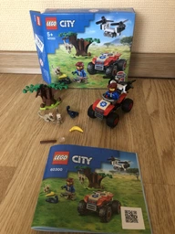 Конструктор LEGO City Квадроцикл для порятунку диких тварин 74 деталі (60300)