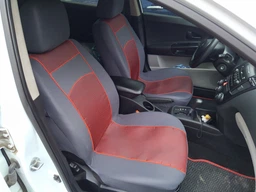 Авто чехлы из автоткани для MITSUBISHI COLT 2004-2012 Pok-ter VIP черные с красной вставкой фото от покупателей 1