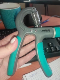 Кистевой эспандер LiveUp Adjustable Handgrip (LS3334-g) Green фото от покупателей 13