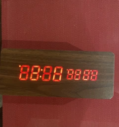 Дерев'яний світлодіодний годинник з бездротовою зарядкою UFT Wood Wireless clock Brown (UFTWWclockb) фото від покупців 2