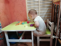 Парта детская DeSon Столик от 1 до 5 лет зеленая фото от покупателей 5