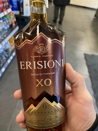 Бренді виноградне Erisioni X.O. 9 років 0.5 л 40% (4820254570243) фото від покупців 1