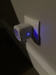 Розумна Wi-Fi-розетка RZTK Chic (C3680W) фото від покупців 6