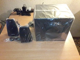 Акустична система Logitech 2.1 Z-623 (980-000403) фото від покупців 4