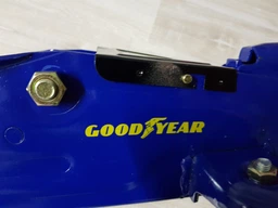 Домкрат гідравлічний підкатний GoodYear GY-PD-02K 2т (GY000904) фото від покупців 3