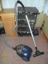 Пылесос без мешка PHILIPS PowerPro Compact FC8471/01 фото от покупателей 1