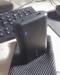 УМБ Anker PowerCore 10000 mAh Black (A1263H11/A1263G12)