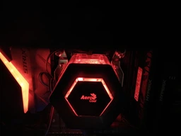 Система жидкостного охлаждения Aerocool P7-L240 RGB фото от покупателей 3