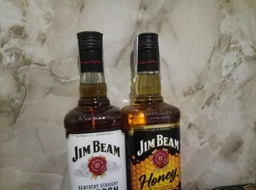 Ликер Jim Beam Honey 4 года выдержки 1 л 32.5% (5060045583048_5060045590299_080686043515) фото от покупателей 9